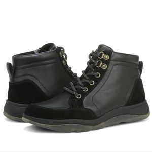 VIONIC WHITLEY BOOTIES